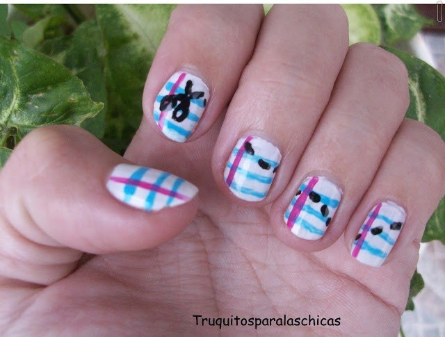 manicure notepad stripes